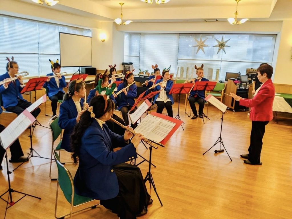 12月20日 毎年恒例のツクイさんでのクリスマスコンサート