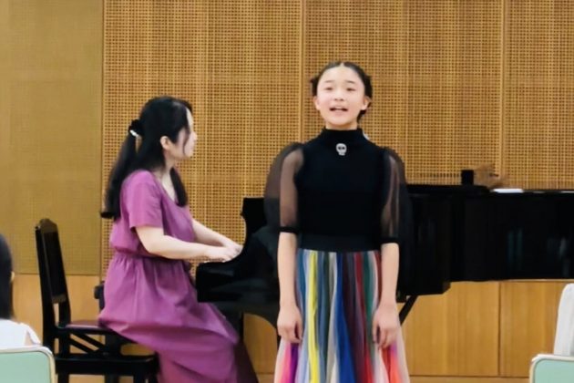 ６月７日(日)ロゼシアターリハーサル室にて かやはら音楽教室ぷちコンサ~トを開催しました