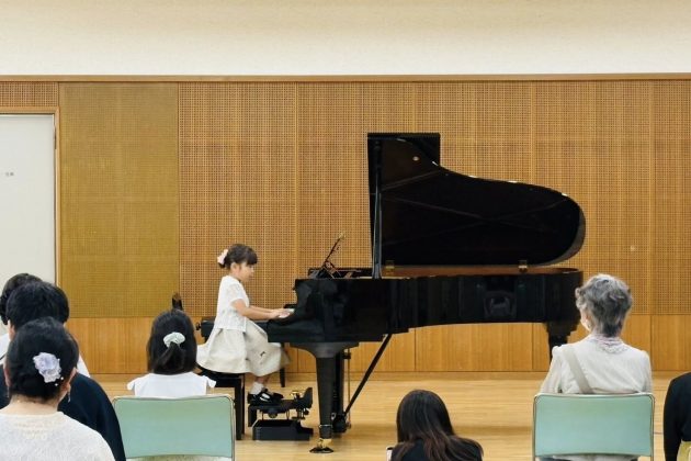 ６月７日(日)ロゼシアターリハーサル室にて かやはら音楽教室ぷちコンサ~トを開催しました